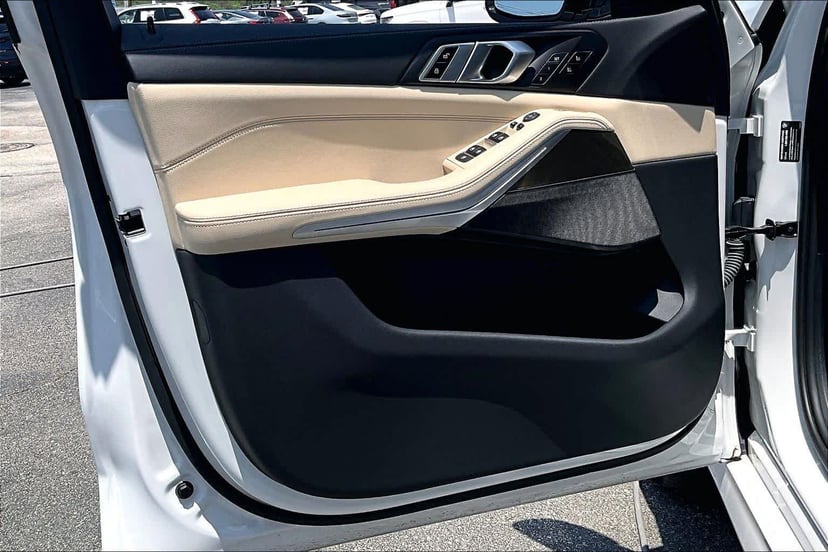 2022 BMW X5 sDrive40i - Image 22