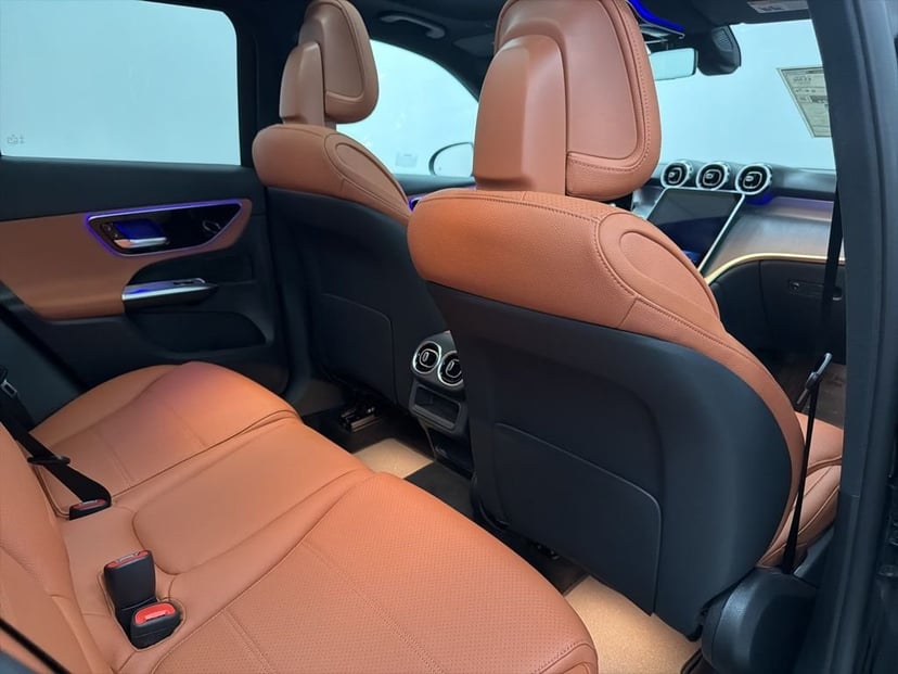 2026 Mercedes-Benz GLC - Image 25
