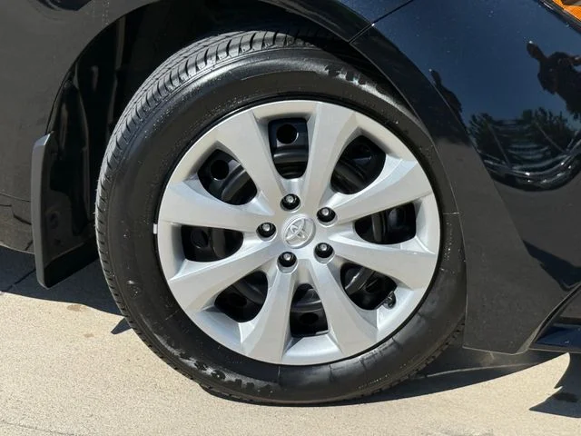 2026 Toyota Corolla - Image 2