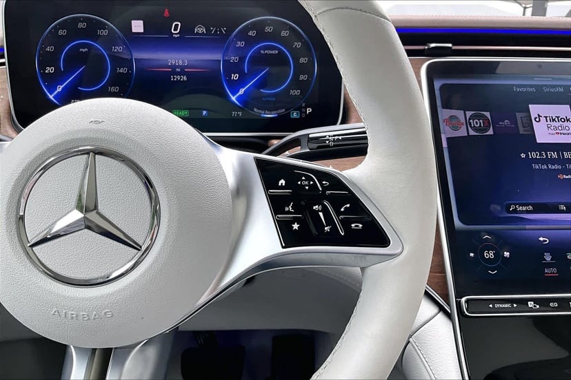 2023 Mercedes-Benz EQE 350+ - Image 24