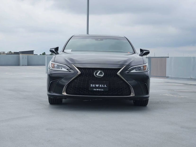 2021 Lexus ES 350 - Image 2
