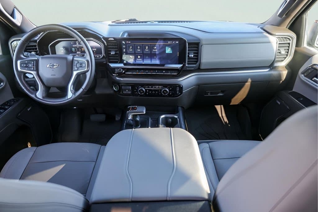 2023 Chevrolet Silverado 1500 - Image 28