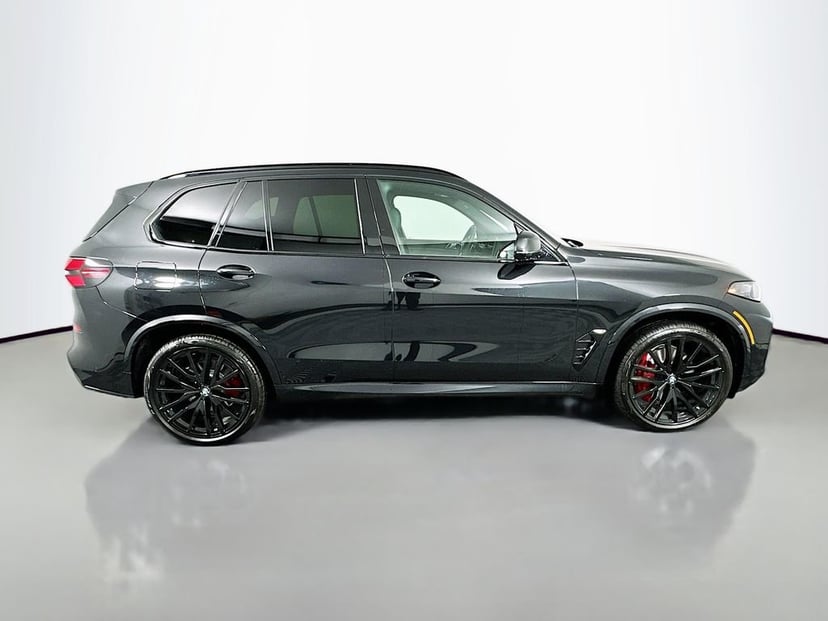 2026 BMW X5 - Image 4