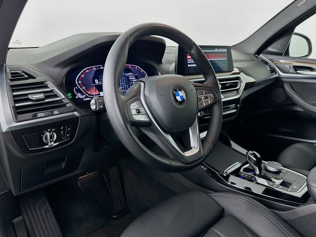 2023 BMW X3 - Image 9