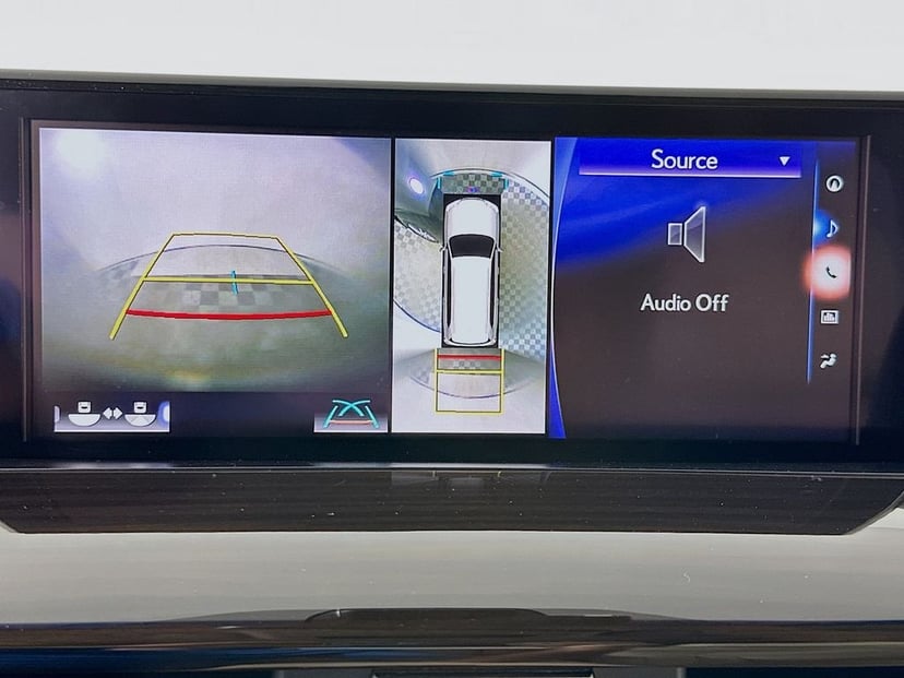 2018 Lexus LX - Image 14