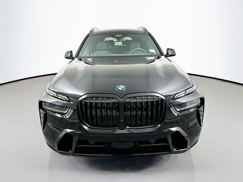 2026 BMW X7 - Image 2