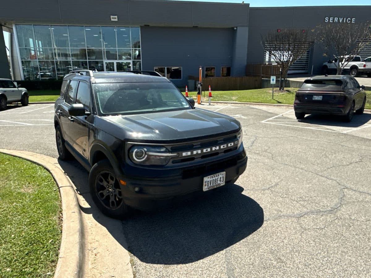 2022 Ford Bronco Sport - Image 2
