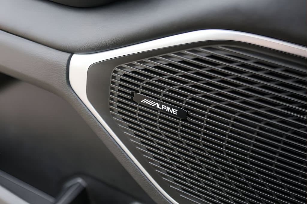 2023 Jeep Wagoneer - Image 22