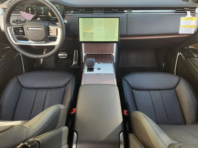 2026 Land Rover Range Rover - Image 19