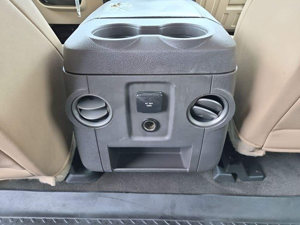 2015 Ford F-250SD - Image 21