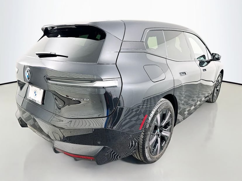 2024 BMW iX - Image 5