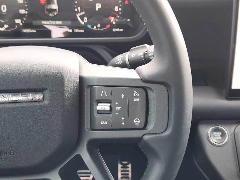 2024 Land Rover Defender - Image 29