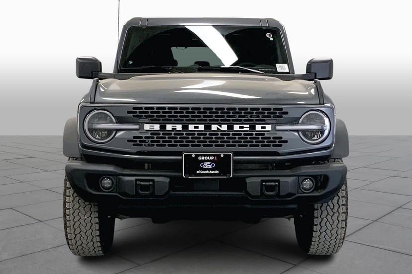 2026 Ford Bronco - Image 3