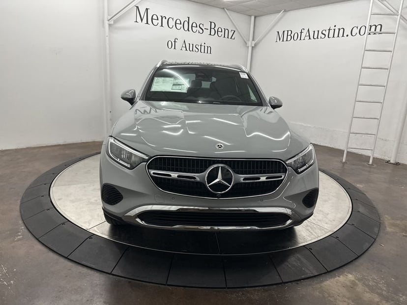 2026 Mercedes-Benz GLC - Image 2