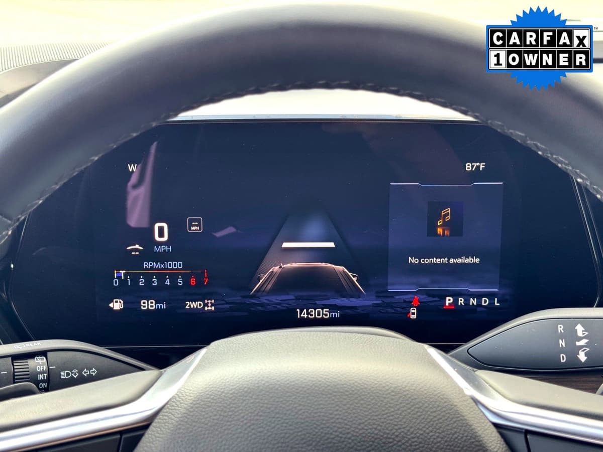 2025 Chevrolet Tahoe - Image 28