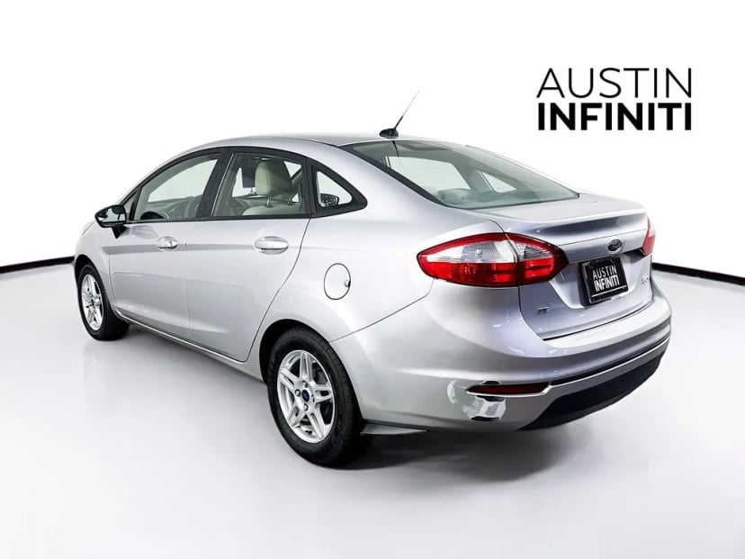 2017 Ford Fiesta - Image 5