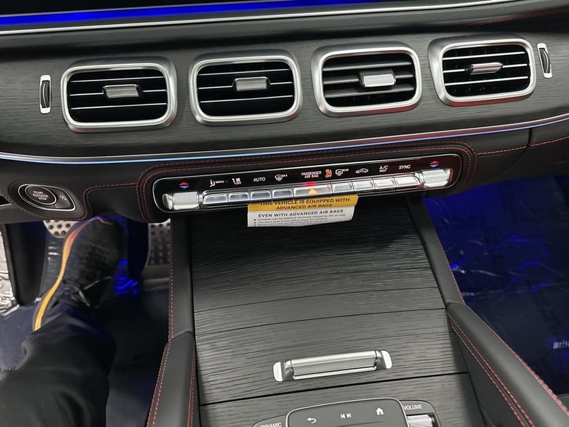 2026 Mercedes-Benz GLE - Image 18