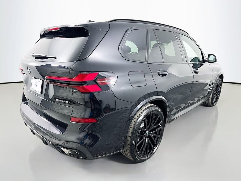 2026 BMW X5 - Image 5