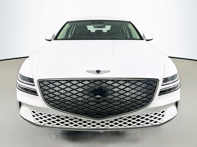 2023 Genesis Electrified G80 - Image 3