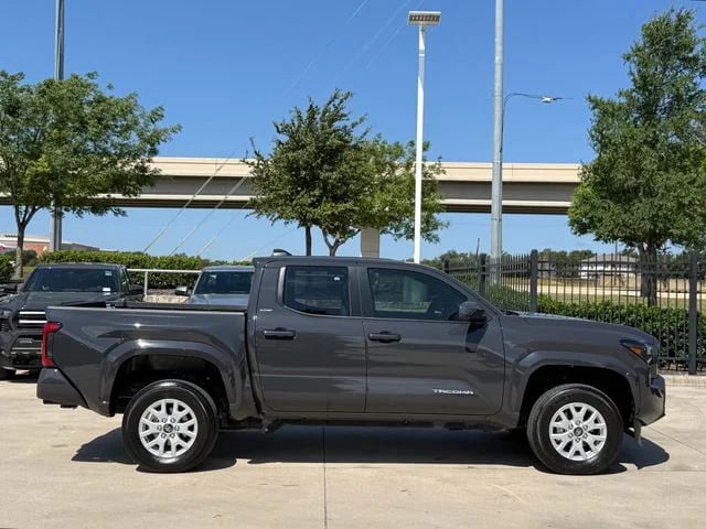 2025 Toyota Tacoma - Image 5