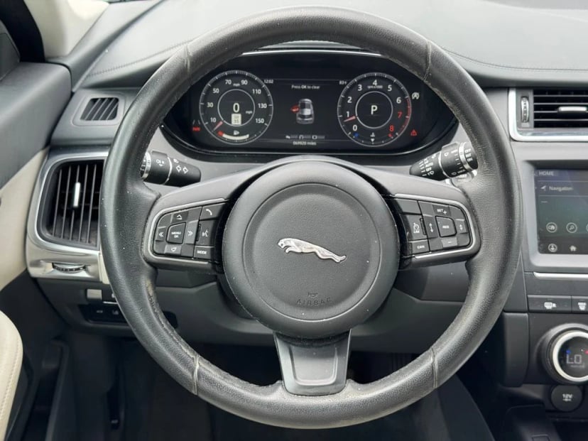 2020 Jaguar E-PACE - Image 25