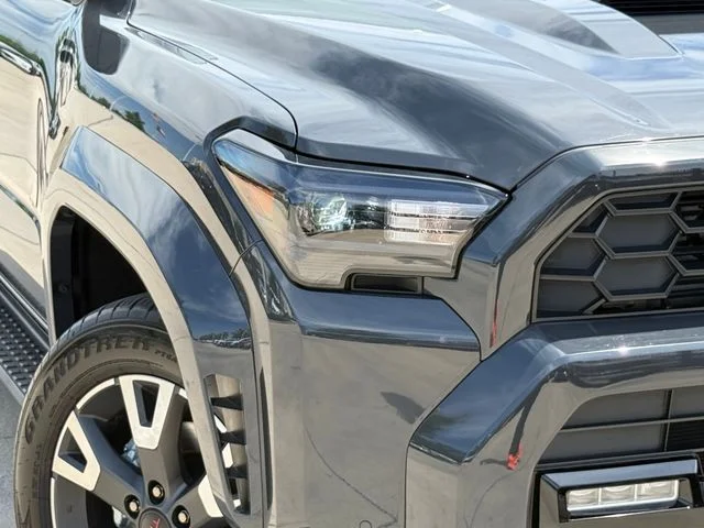 2025 Toyota 4Runner - Image 3