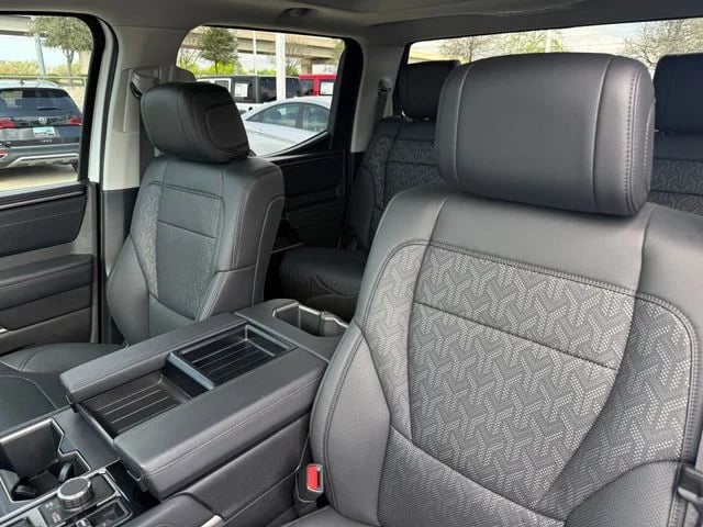 2024 Toyota Tundra Hybrid - Image 11