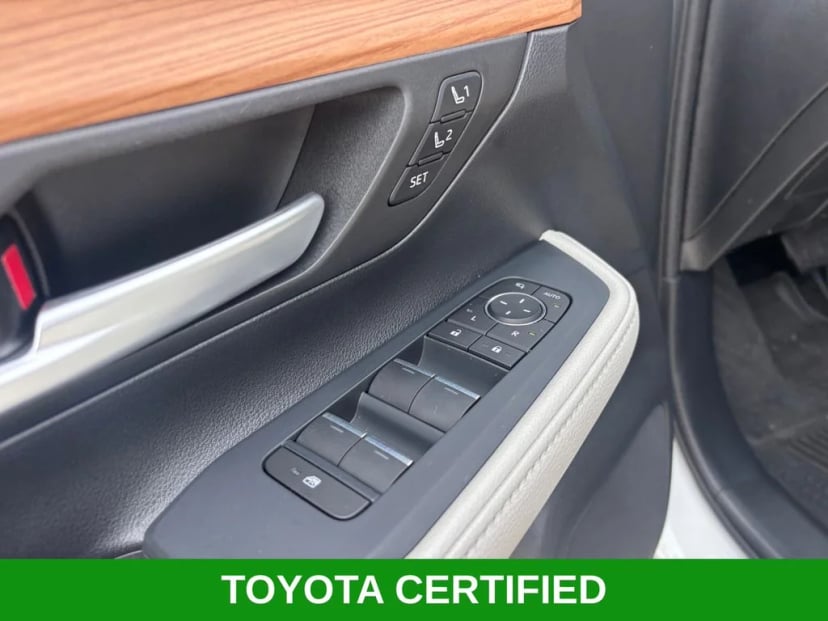 2025 Toyota Grand Highlander - Image 23