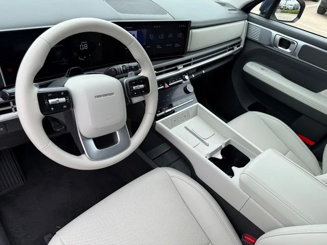 2025 Hyundai Santa Fe - Image 12