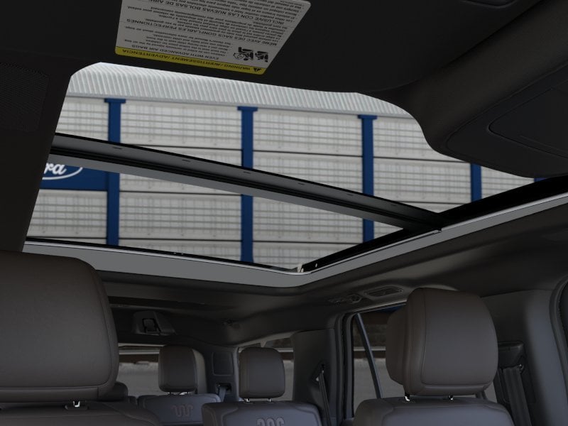 2026 Ford Expedition - Image 35