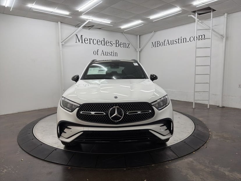 2026 Mercedes-Benz GLC - Image 2
