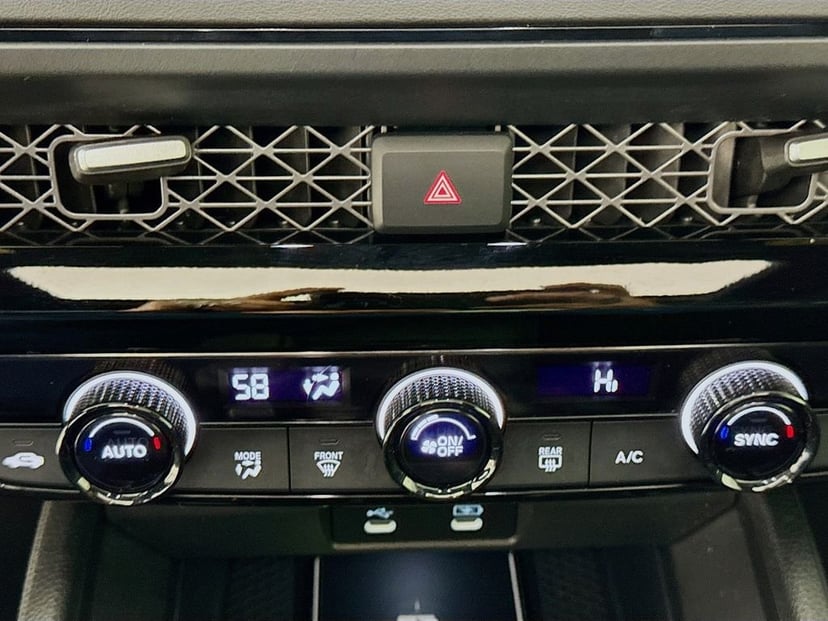 2025 Honda Accord Hybrid - Image 18