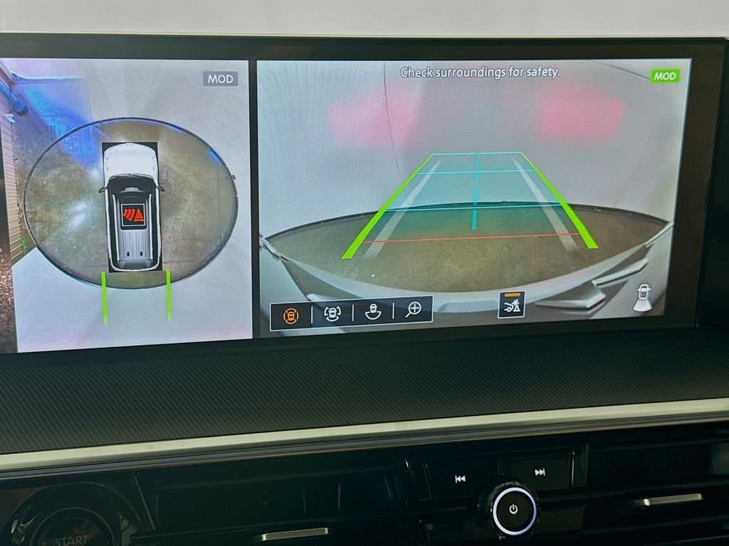 2026 INFINITI QX80 - Image 17