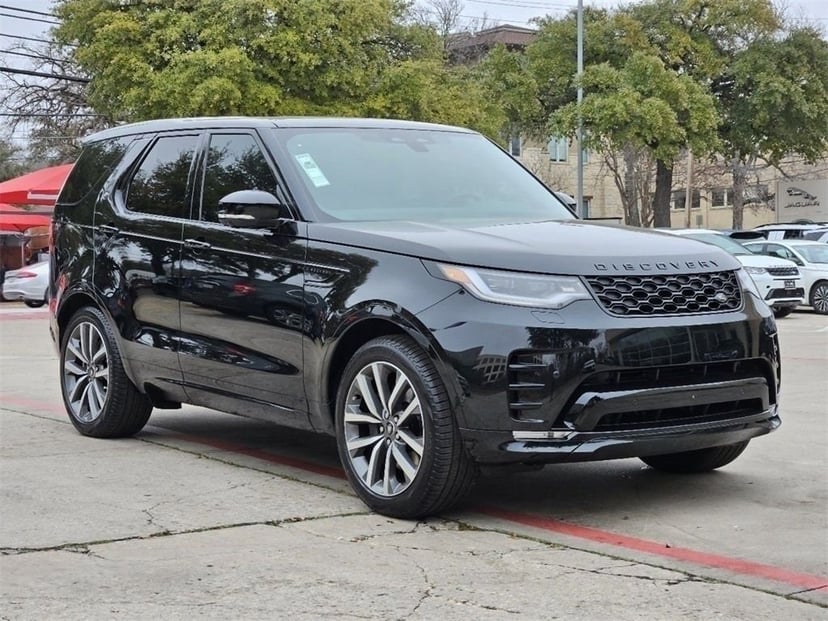 2025 Land Rover Discovery - Image 2
