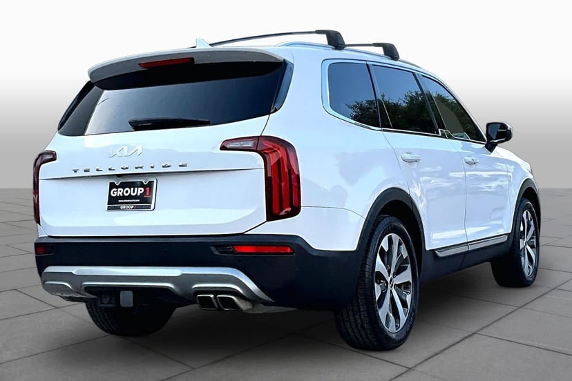 2022 Kia Telluride - Image 13