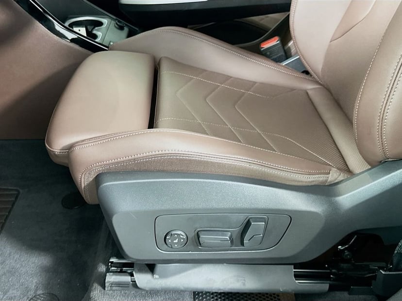 2025 BMW X1 - Image 20