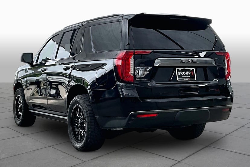 2021 GMC Yukon - Image 12