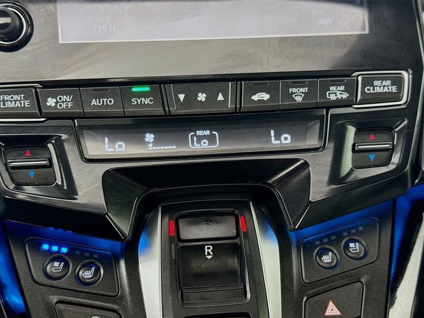2018 Honda Odyssey - Image 21