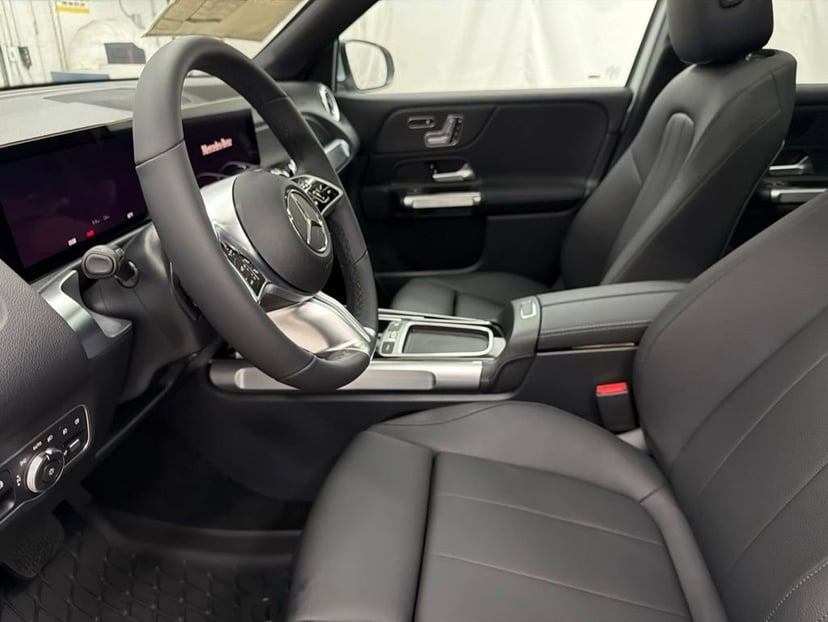 2026 Mercedes-Benz GLB - Image 49