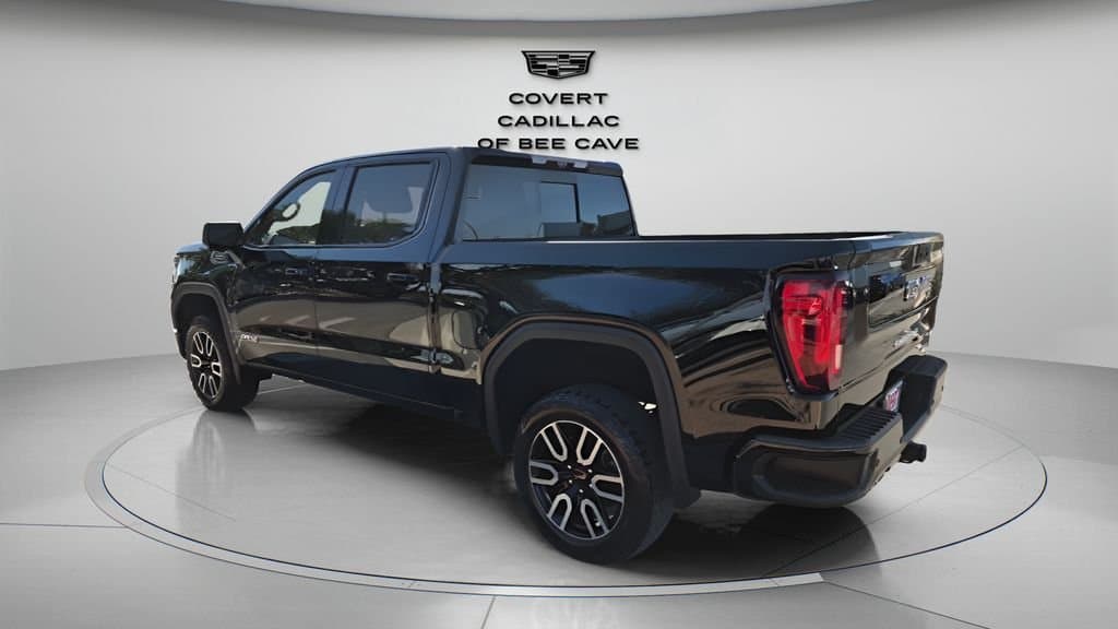 2023 GMC Sierra 1500 - Image 7