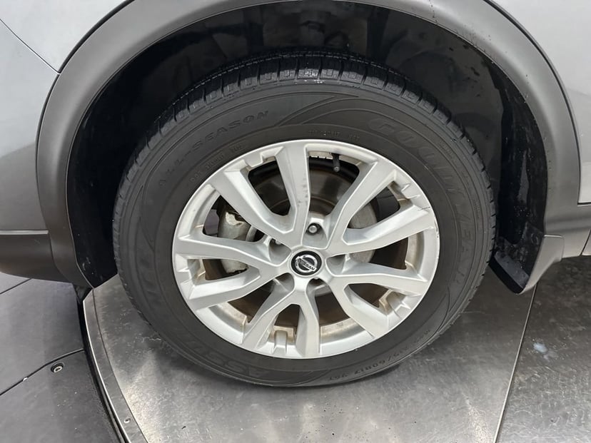 2021 Nissan Rogue Sport - Image 27