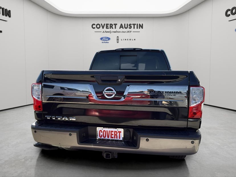 2017 Nissan Titan - Image 3