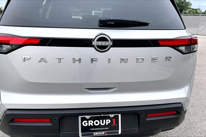 2025 Nissan Pathfinder - Image 10