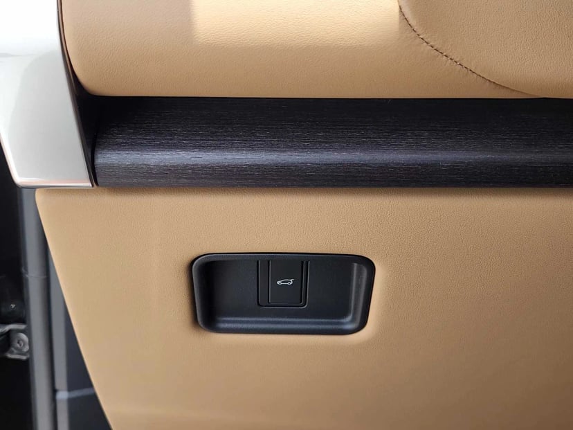 2026 LAND ROVER Range Rover - Image 21