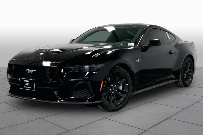 2026 Ford Mustang - Image 21