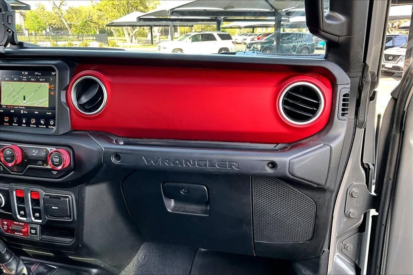 2020 Jeep Wrangler - Image 19