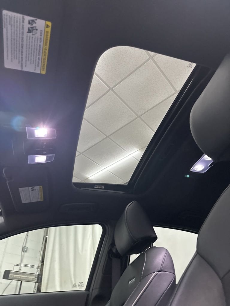 2024 Kia Forte - Image 22
