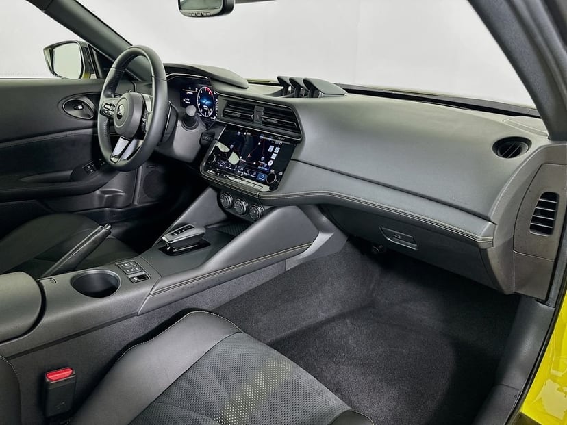 2023 Nissan Z - Image 26