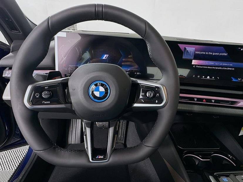 2027 BMW i5 - Image 10