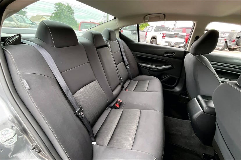 2025 Nissan Altima - Image 20